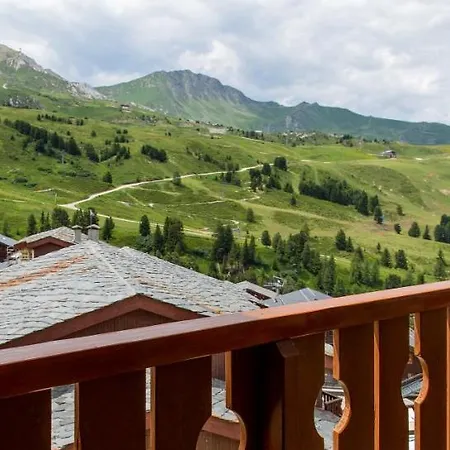 Pierre & Les Constellations Apart-hotel