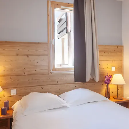 Pierre & Les Constellations 3* La Plagne