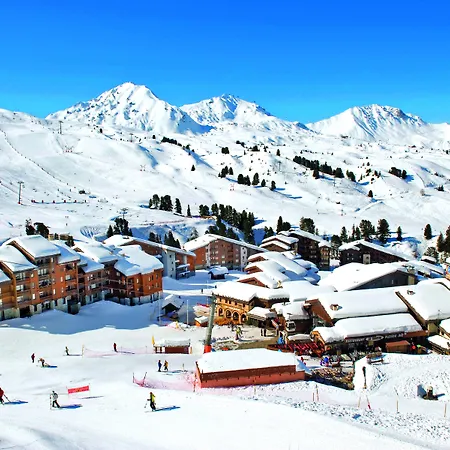 Pierre & Les Constellations Apart-hotel 3*