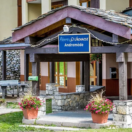 Pierre & Les Constellations Apart-hotel 3*