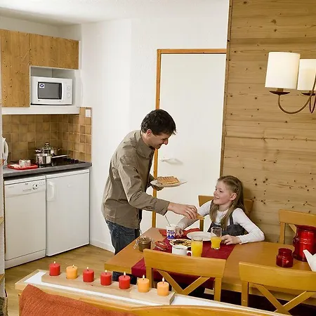 Apart-hotel Pierre & Les Constellations 3*