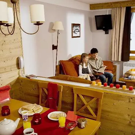 Pierre & Les Constellations 3* La Plagne