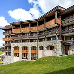 Pierre & Les Constellations Aparthotel 3*