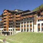 Pierre & Les Constellations Aparthotel