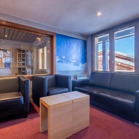 Pierre & Les Constellations 3*