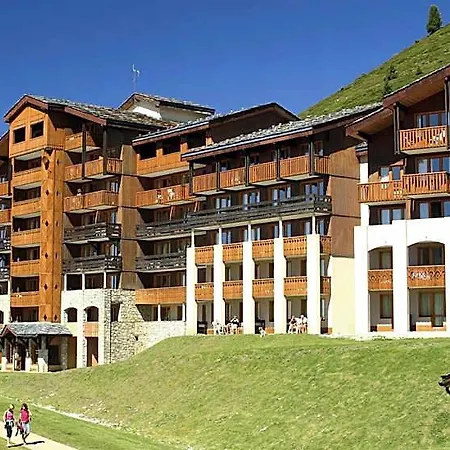 Pierre & Les Constellations Aparthotel 3*