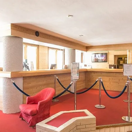 Pierre & Les Constellations 3* La Plagne